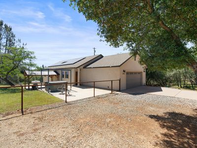 3924 Pine Cone Dr