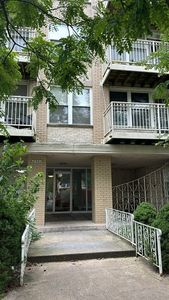 2501 W Touhy Ave APT 207