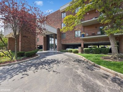 6585 Main St APT 401