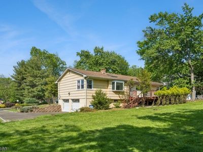 Property at 12 Clover Ct, Cedar Grove, NJ