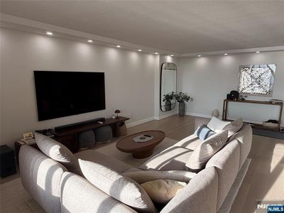 200 Winston Dr APT 1205