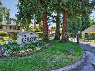 750 Lincoln Rd APT 31