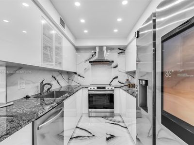 1965 S Ocean Dr APT 15B