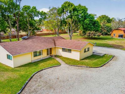 749 W Rambling Drive