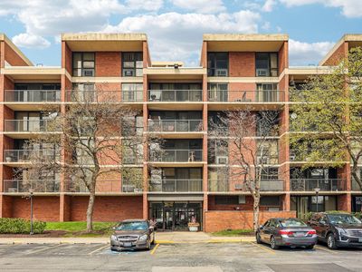 2941 S Michigan Ave APT 105