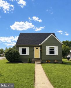 302 Park Cir