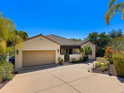 668 Oak Glade Dr