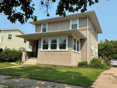 125 S Jackson Ave