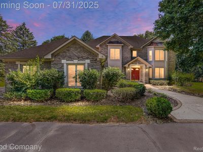 801 Shrewsbury Dr