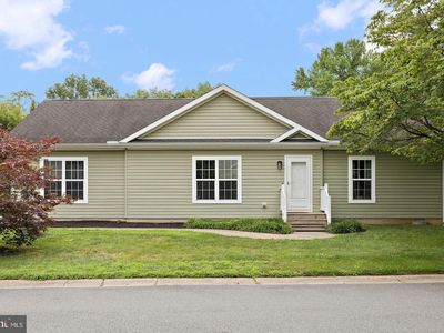 16 Barberry Ct