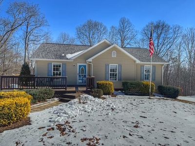 97 Lakewood Acres Dr