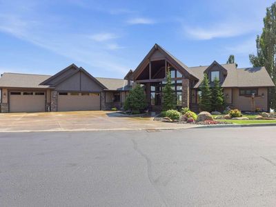 224 N Chief Garry Dr
