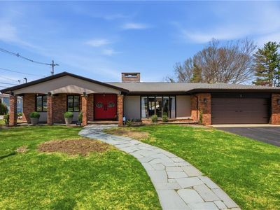 1 Wenscott Ln