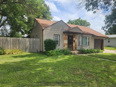 Property at 803 Claussen Ave, Grand Island, NE