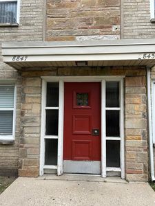 8847 La Crosse Ave #204