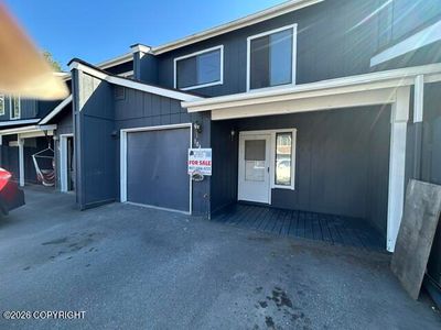 8050 Pioneer Dr APT 104
