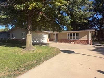 22 Sunset Dr