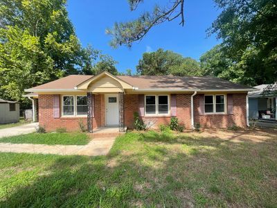 425 Rosa Hill St