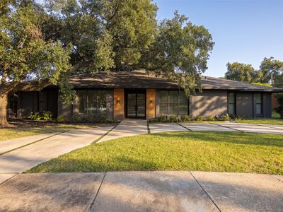 7336 Lakehurst Ave