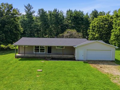 Property at 21620 Schenck Creek Rd, Howard, OH