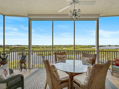 409 N Point Rd APT 902