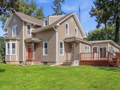215 W Lincoln Hwy