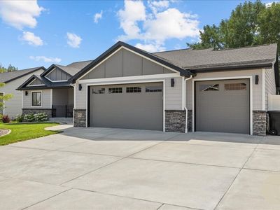878 Tierra Dr