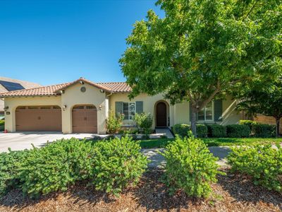 877 Candlewood Dr