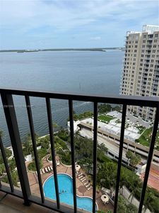 520 Brickell Key Dr APT A2011