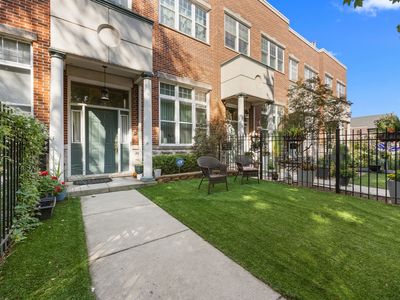 5230 S University Ave Unit D