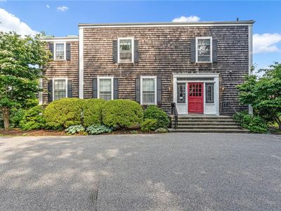 36 Kay St APT 5