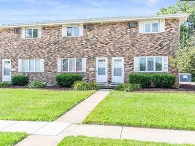 110 Town Crest Dr APT E