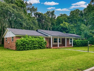 609 CLAIRE LANE