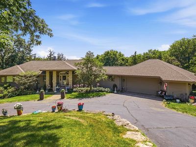 21 Harbor Dr