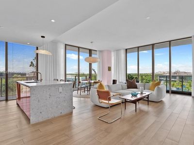 2678 Tigertail Ave APT 601