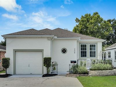208 Dodge Ave