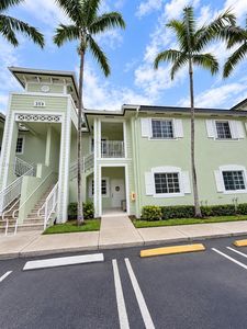 359 NE 27th Ter Unit 103