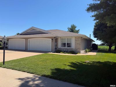 1064 Willow Rd