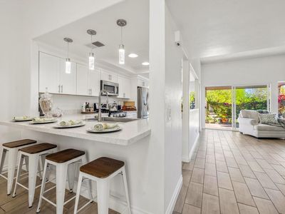 72506 Desert Flower Dr