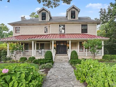111 Edwin Ave