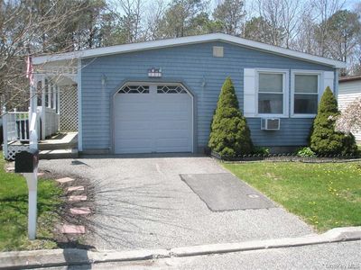 131 Village Circle West