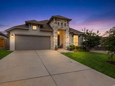 1102 Cadogan Squire