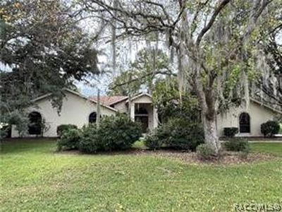558 E Jenkins Ct