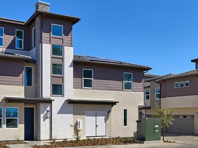 Radius 4-ADA Plan, The Hill District : Radius
