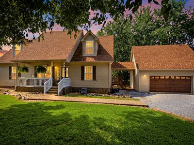 6425 Highway 25 E