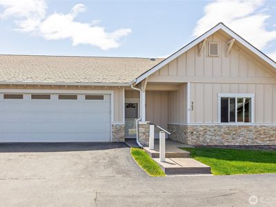 803 S Willow Street #902