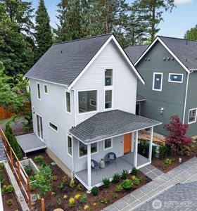 11739 40th Avenue NE #B