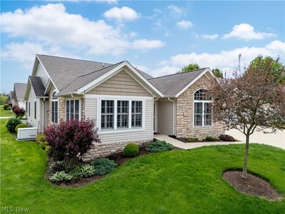 233 Woodbury Cir