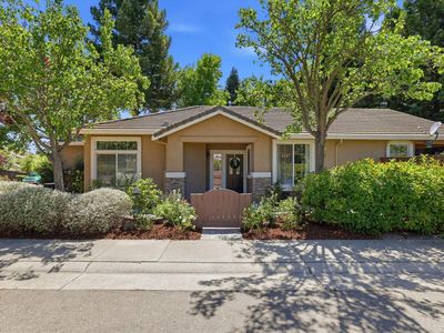 1129 Callander Way