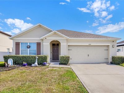 5709 Shaker Palm Pl
